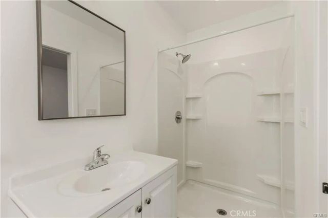 552 N Cambridge St, Orange, CA 92867