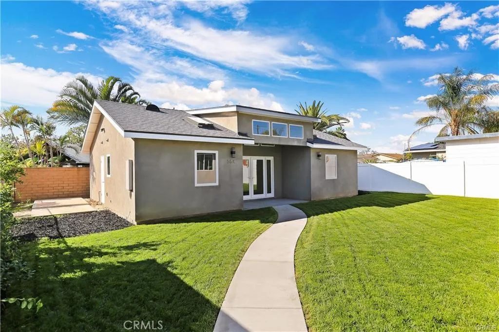 552 N Cambridge St, Orange, CA 92867