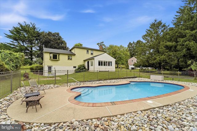 190 TWINING FORD RD, Richboro, PA 18954