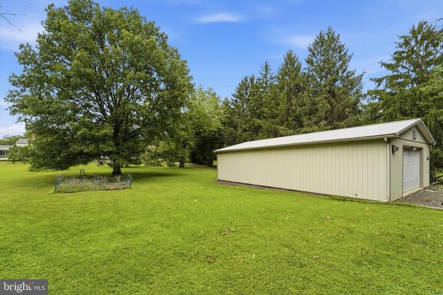 190 TWINING FORD RD, Richboro, PA 18954