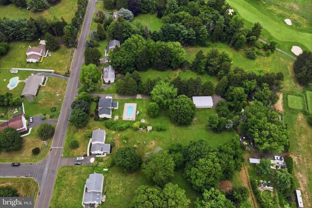 190 TWINING FORD RD, Richboro, PA 18954