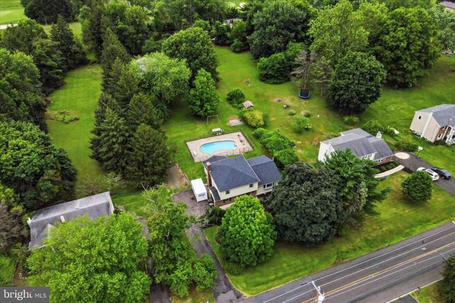 190 TWINING FORD RD, Richboro, PA 18954