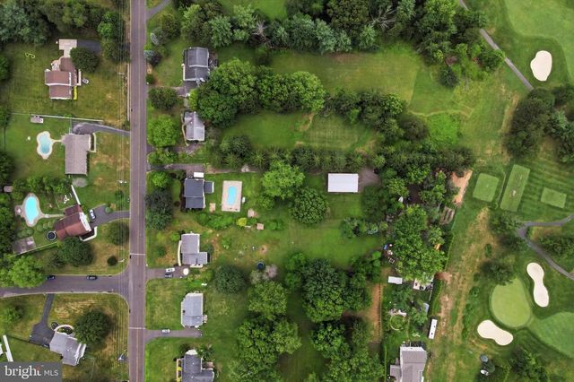 190 TWINING FORD RD, Richboro, PA 18954