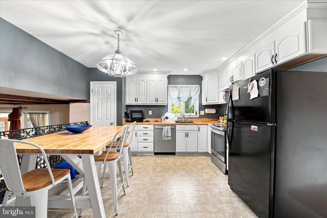 190 TWINING FORD RD, Richboro, PA 18954
