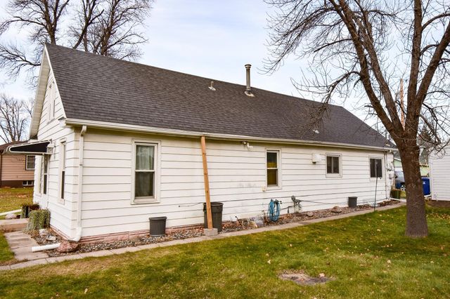 103 1ST Street NE, Dilworth, MN 56529