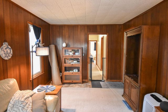 103 1ST Street NE, Dilworth, MN 56529