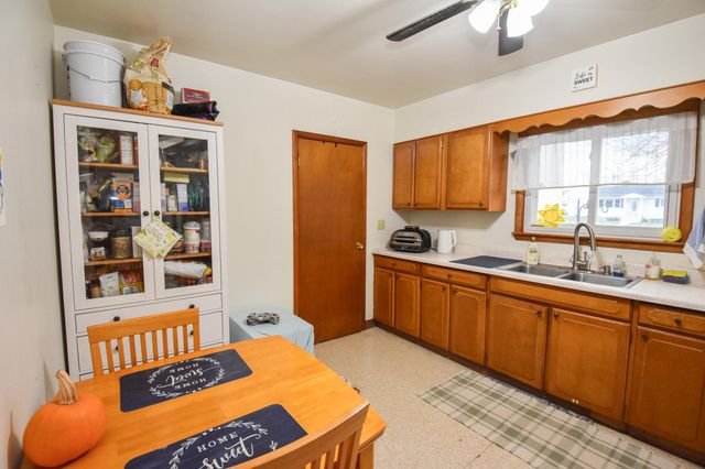 103 1ST Street NE, Dilworth, MN 56529