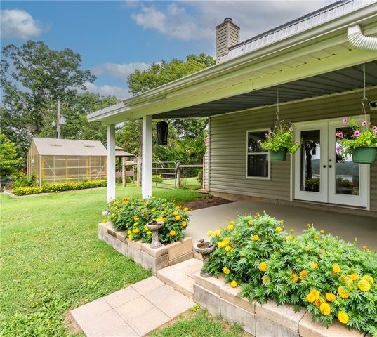10381 Tara Lane, Rogers, AR 72756