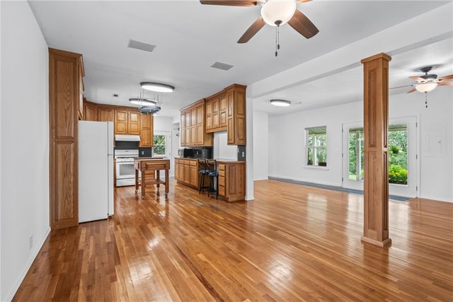 10381 Tara Lane, Rogers, AR 72756