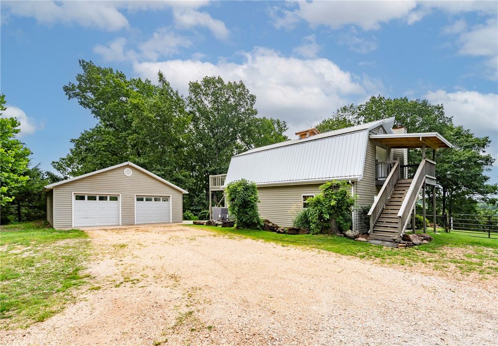 10381 Tara Lane, Rogers, AR 72756