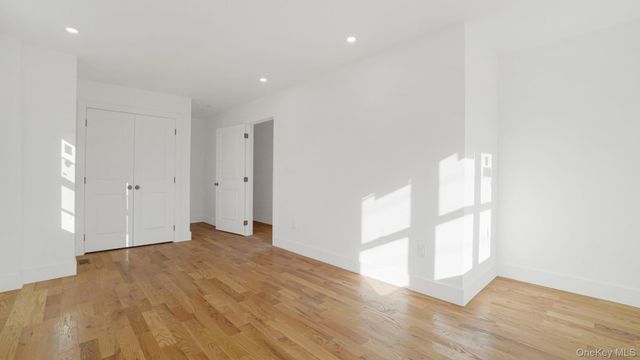 1011 E 221st Street, Bronx, NY 10469