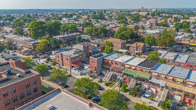 1011 E 221st Street, Bronx, NY 10469