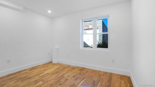 1011 E 221st Street, Bronx, NY 10469