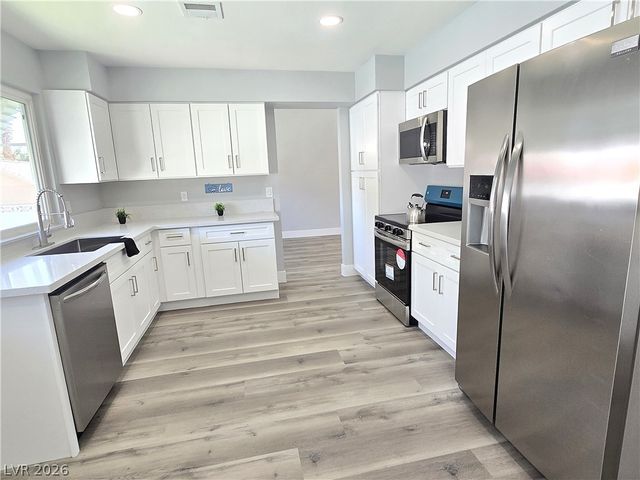 4000 Camas Court, Las Vegas, NV 89103