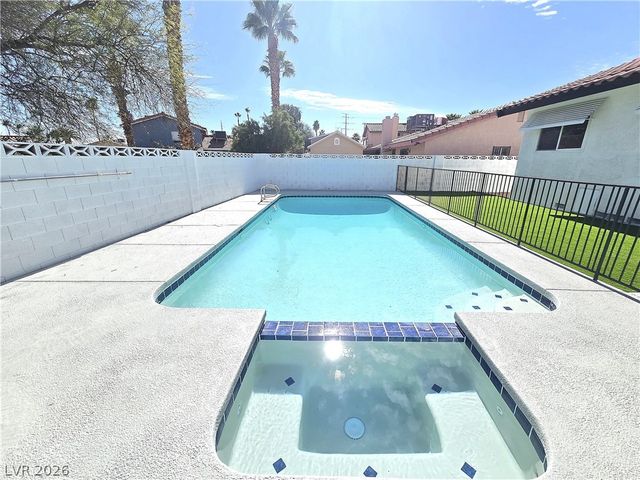 4000 Camas Court, Las Vegas, NV 89103
