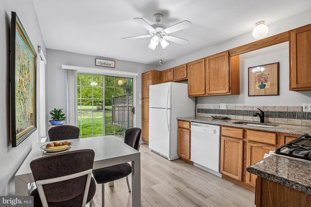 39 CONGRESS CIR, Medford, NJ 08055