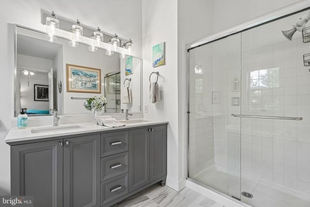 39 CONGRESS CIR, Medford, NJ 08055
