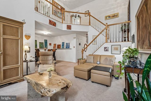 39 CONGRESS CIR, Medford, NJ 08055