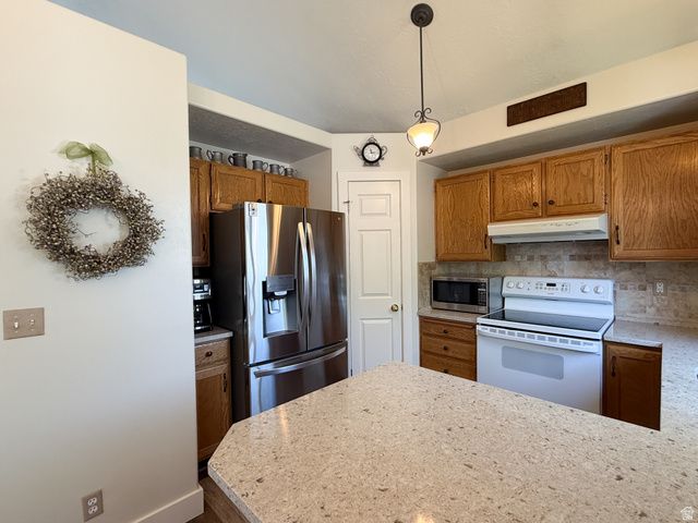 446 W 2300 N, Harrisville, UT 84414