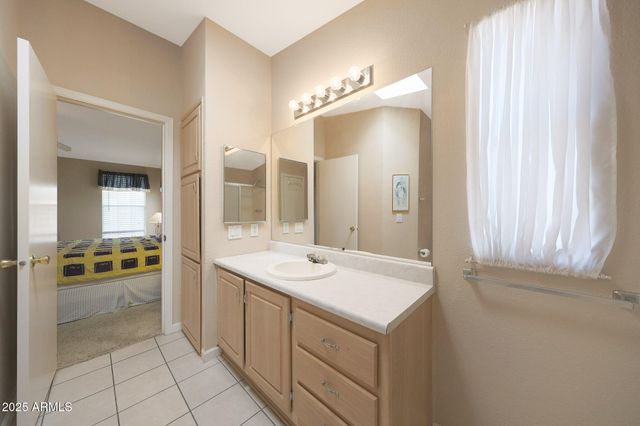 7271 E JUANITA Avenue, Mesa, AZ 85209