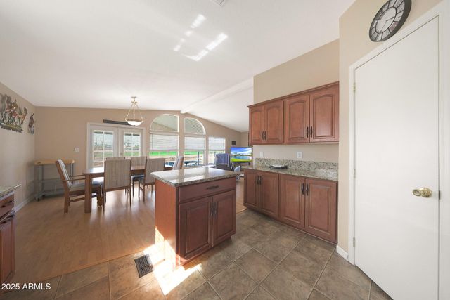 7271 E JUANITA Avenue, Mesa, AZ 85209