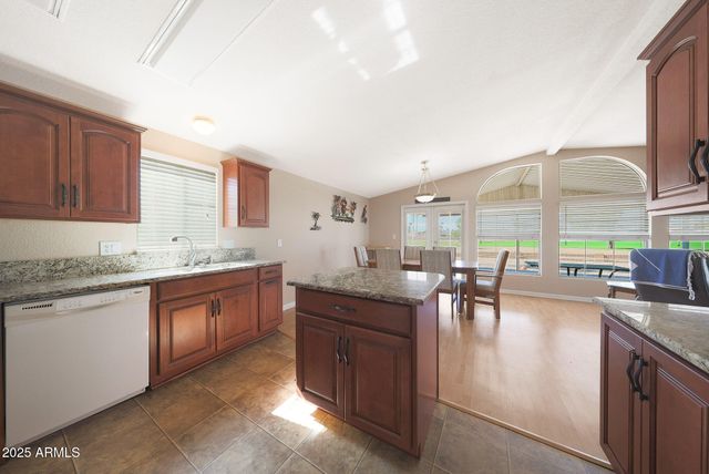 7271 E JUANITA Avenue, Mesa, AZ 85209