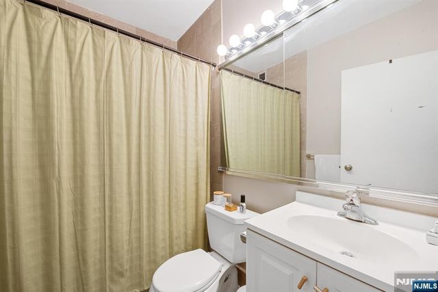 45 S River Drive 808, Jersey City, NJ 07310