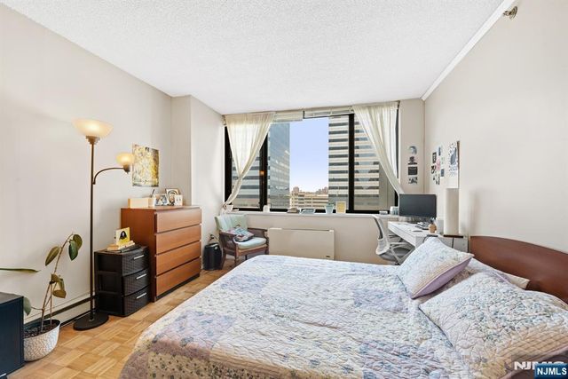 45 S River Drive 808, Jersey City, NJ 07310