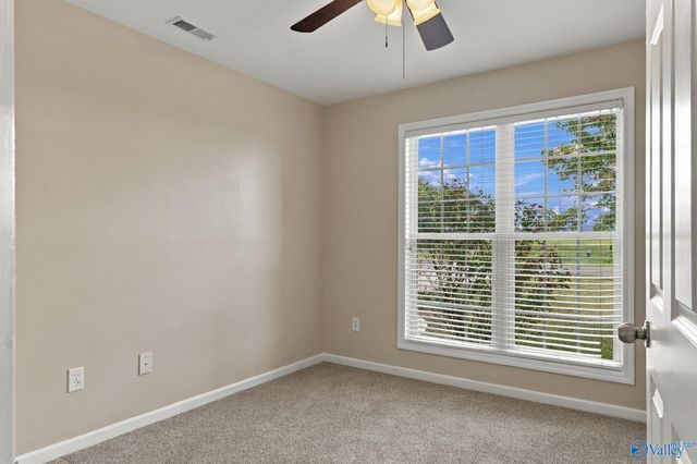275 Narrow Lane, New Market, AL 35761