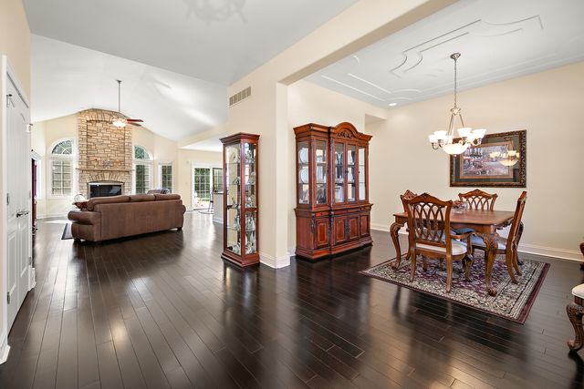 1138 Cotes De Bourg, Bourbonnais, IL 60914