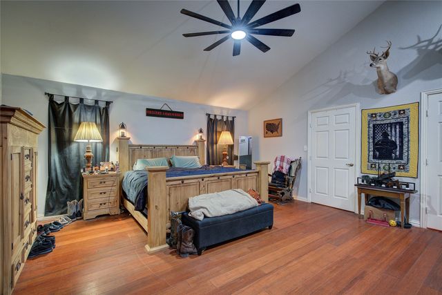 601 N 4th Street, Wills Point, TX 75169