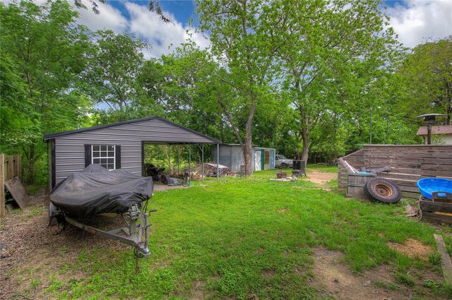 601 N 4th Street, Wills Point, TX 75169
