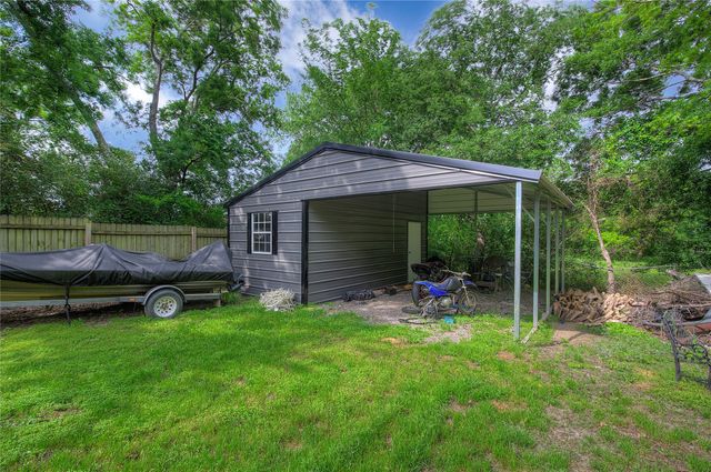 601 N 4th Street, Wills Point, TX 75169