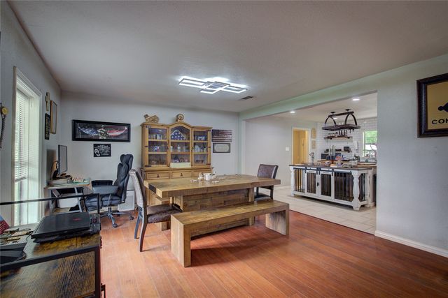 601 N 4th Street, Wills Point, TX 75169
