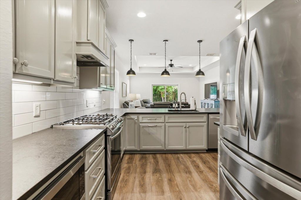 Image 10 of property listing at 2655 Bending Way, Tallahassee, FL 32308