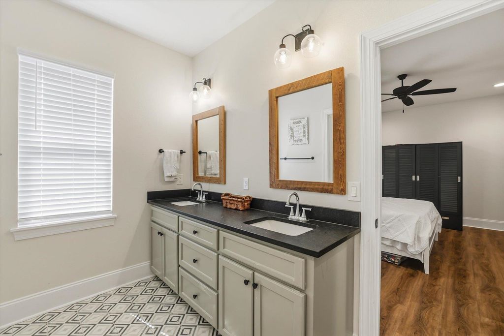Image 29 of property listing at 2655 Bending Way, Tallahassee, FL 32308