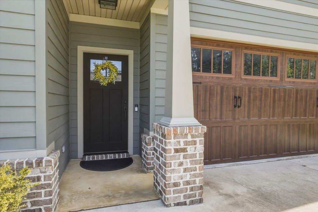 Image 5 of property listing at 2655 Bending Way, Tallahassee, FL 32308