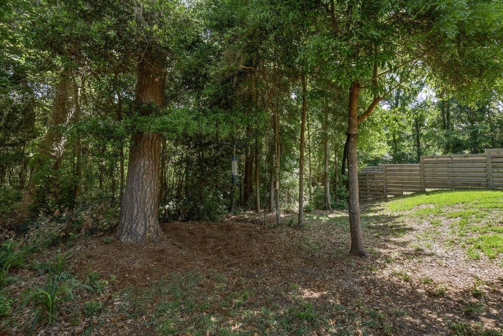 Image 50 of property listing at 2655 Bending Way, Tallahassee, FL 32308