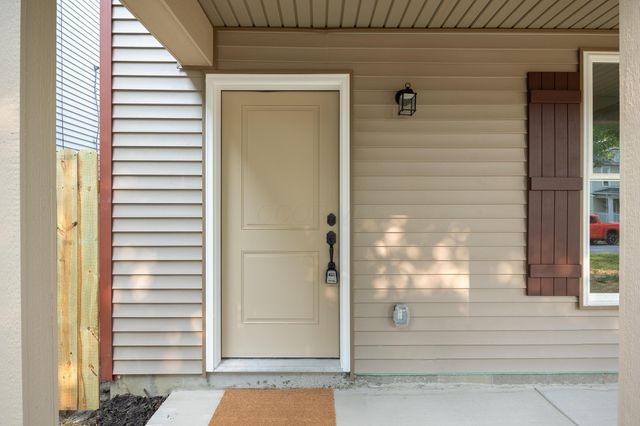 130 S Harris Avenue, Columbus, OH 43204
