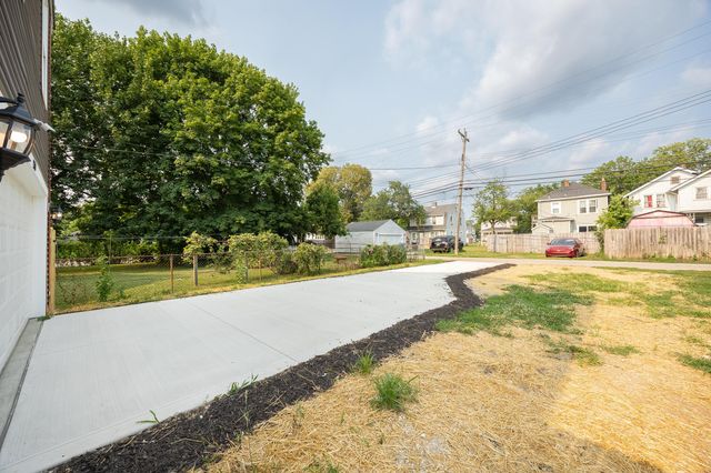 130 S Harris Avenue, Columbus, OH 43204