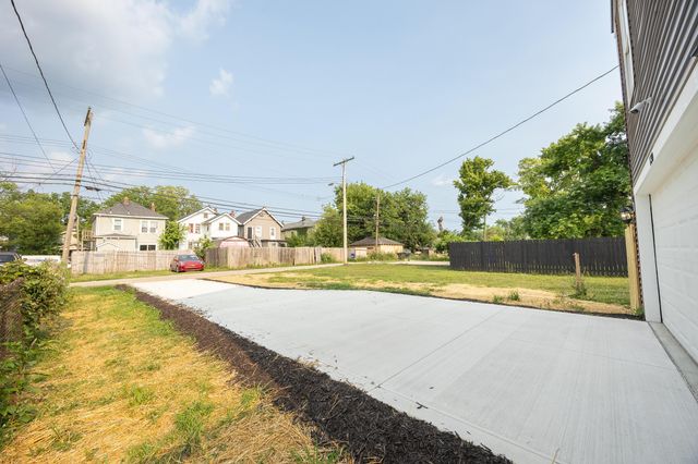 130 S Harris Avenue, Columbus, OH 43204