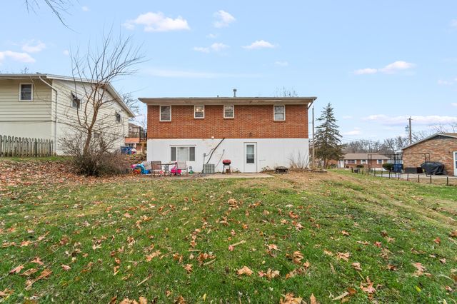 1422 WILLCOXON DR, Jefferson City, MO 65101