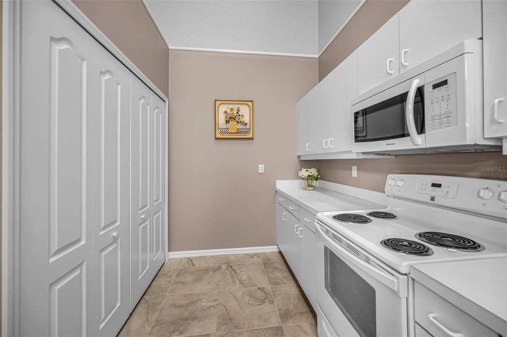 Image 15 of property listing at 2175 OAK FOREST LANE, Palm Harbor, FL 34683