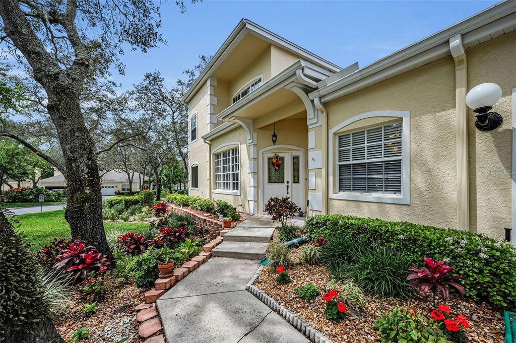 Image 5 of property listing at 2175 OAK FOREST LANE, Palm Harbor, FL 34683