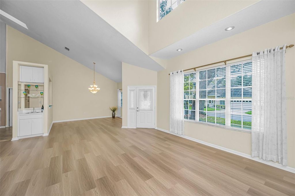 Image 9 of property listing at 2175 OAK FOREST LANE, Palm Harbor, FL 34683