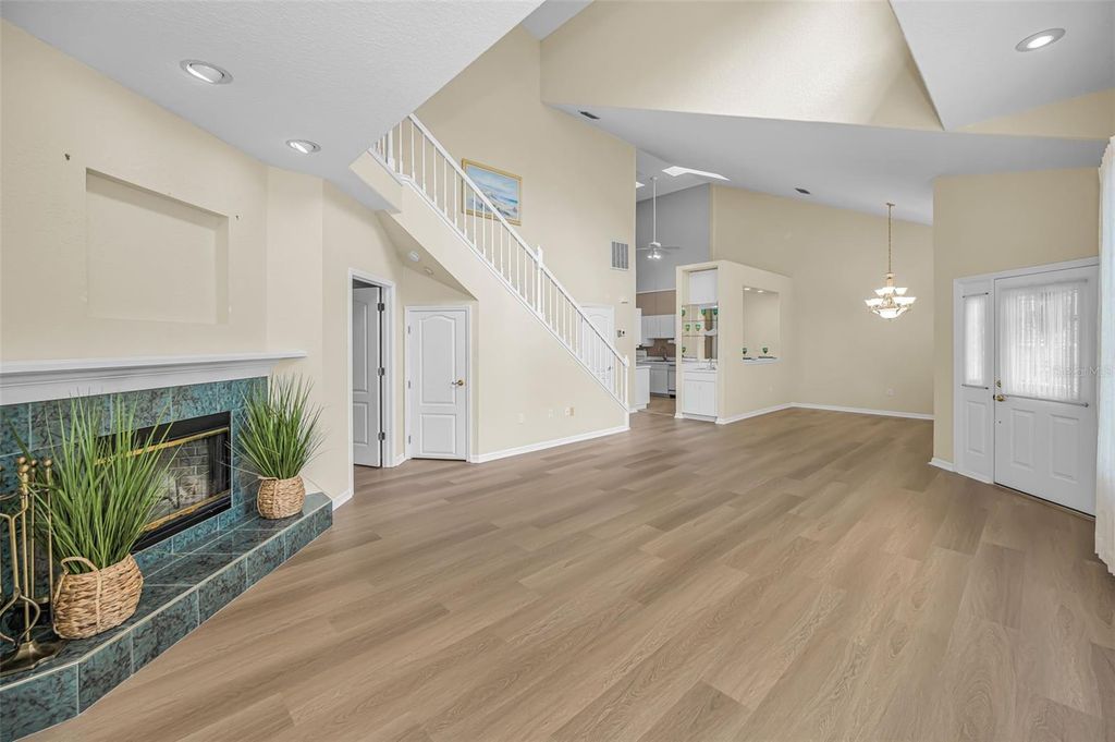 Image 10 of property listing at 2175 OAK FOREST LANE, Palm Harbor, FL 34683