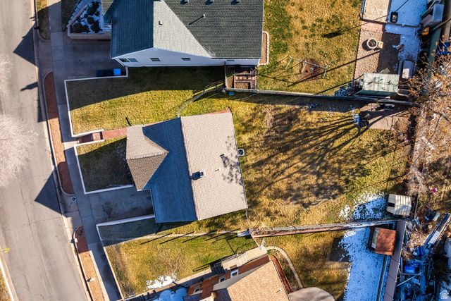 26 SYLVIA DR, South Ogden, UT 84405