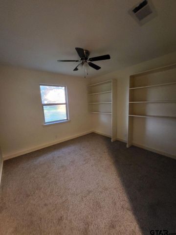 600 Cypress, Pittsburg, TX 75686