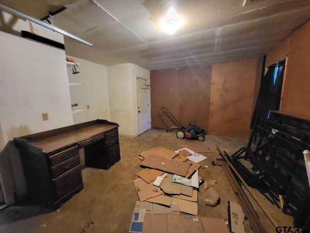 600 Cypress, Pittsburg, TX 75686