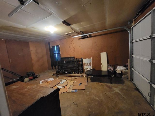 600 Cypress, Pittsburg, TX 75686